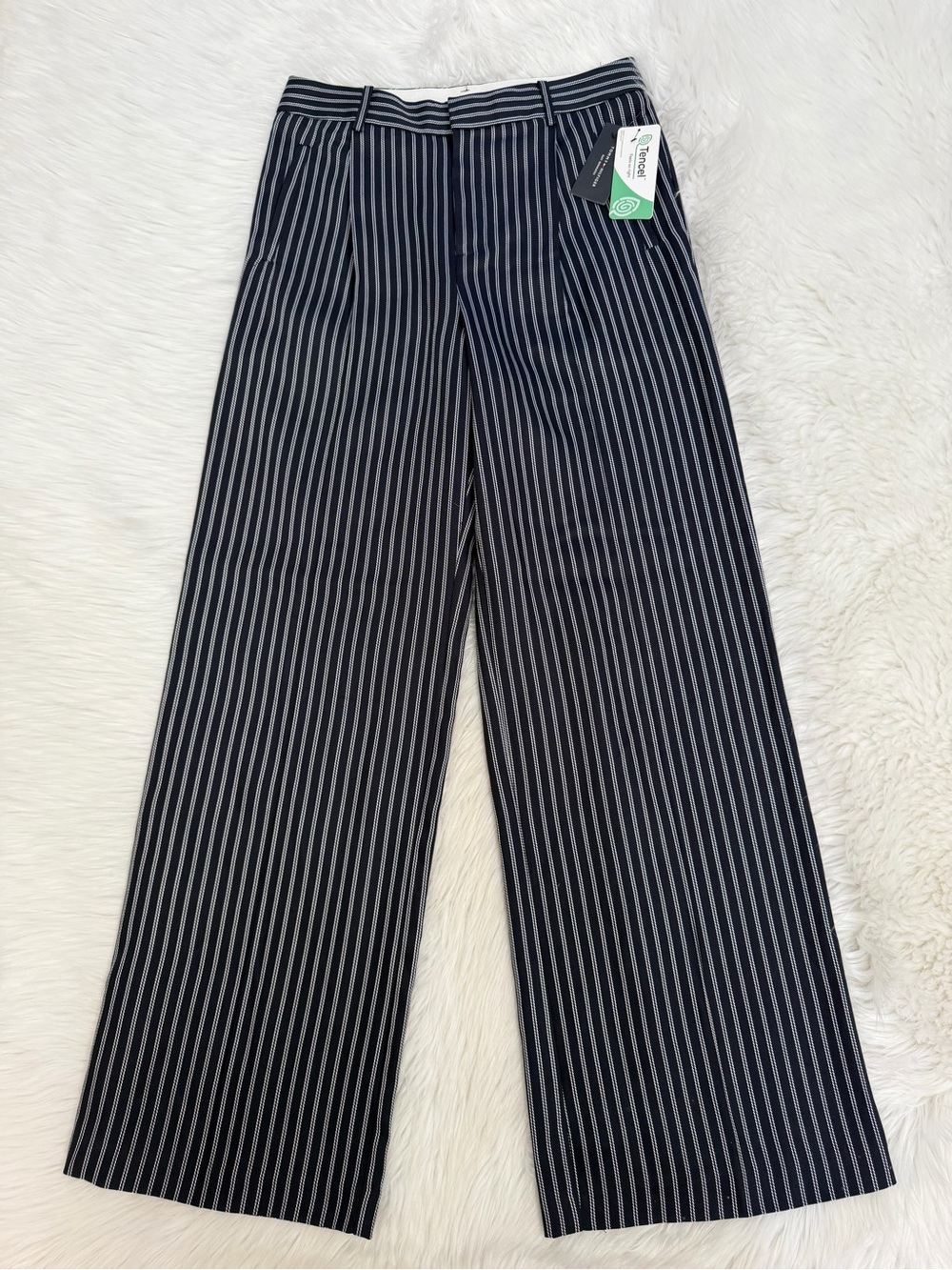 Tommy Hilfiger Navy Pinstripe Dress Pants Sz 6